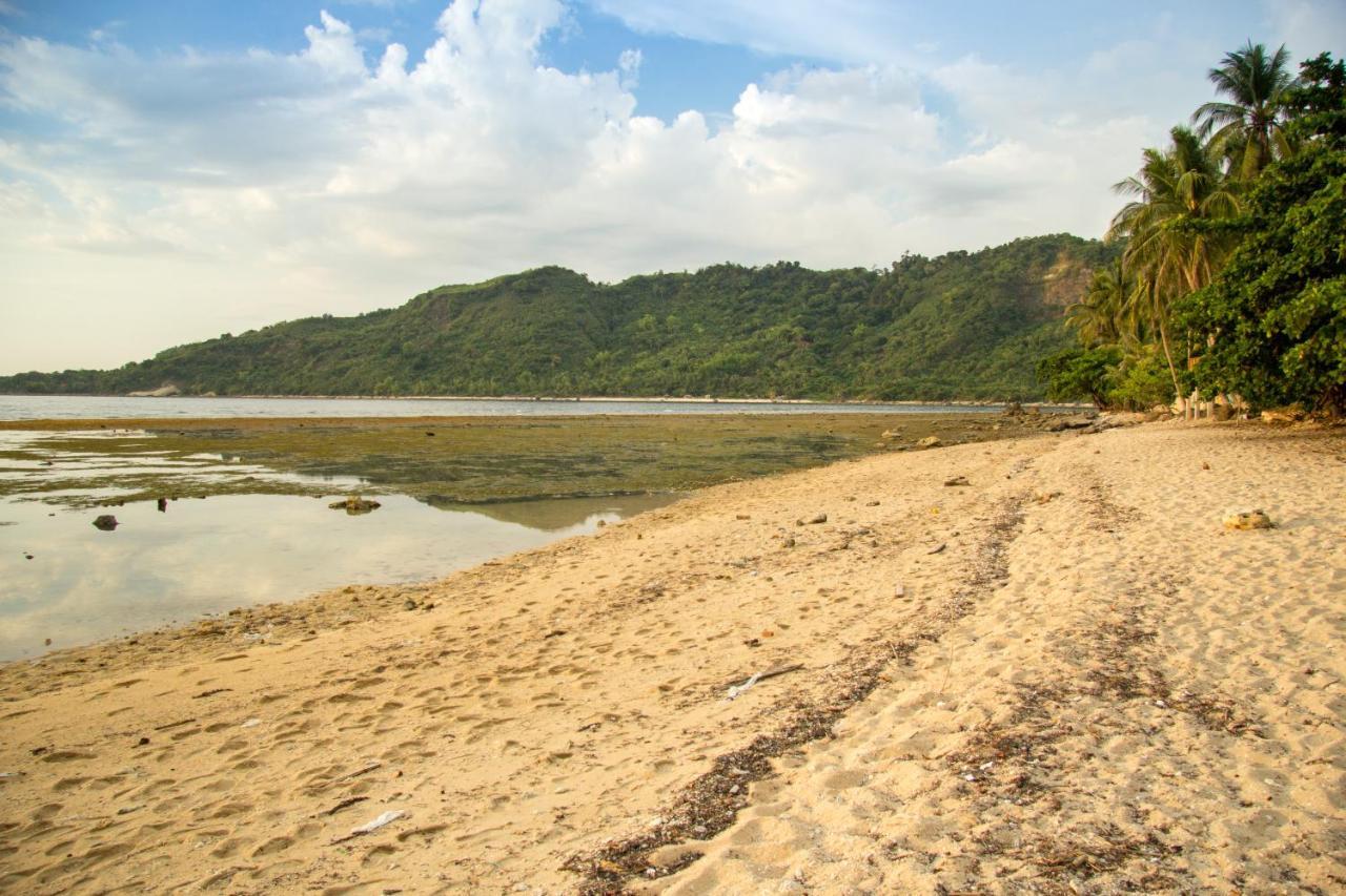 Oldwoods By The Sea Nature Resort Bani Pangasinan Εξωτερικό φωτογραφία